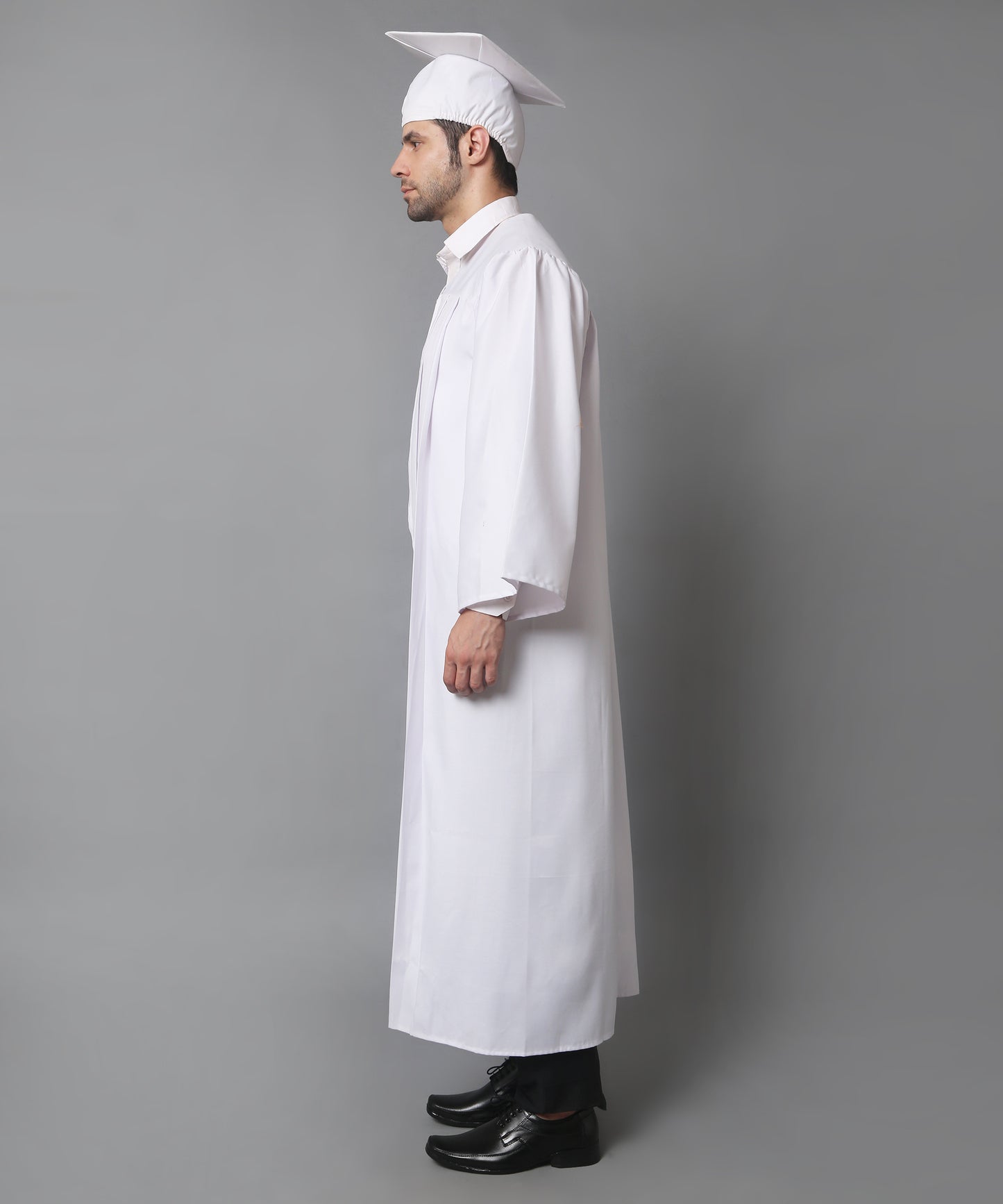 White High School Cap Tassel and Gown Set Matte