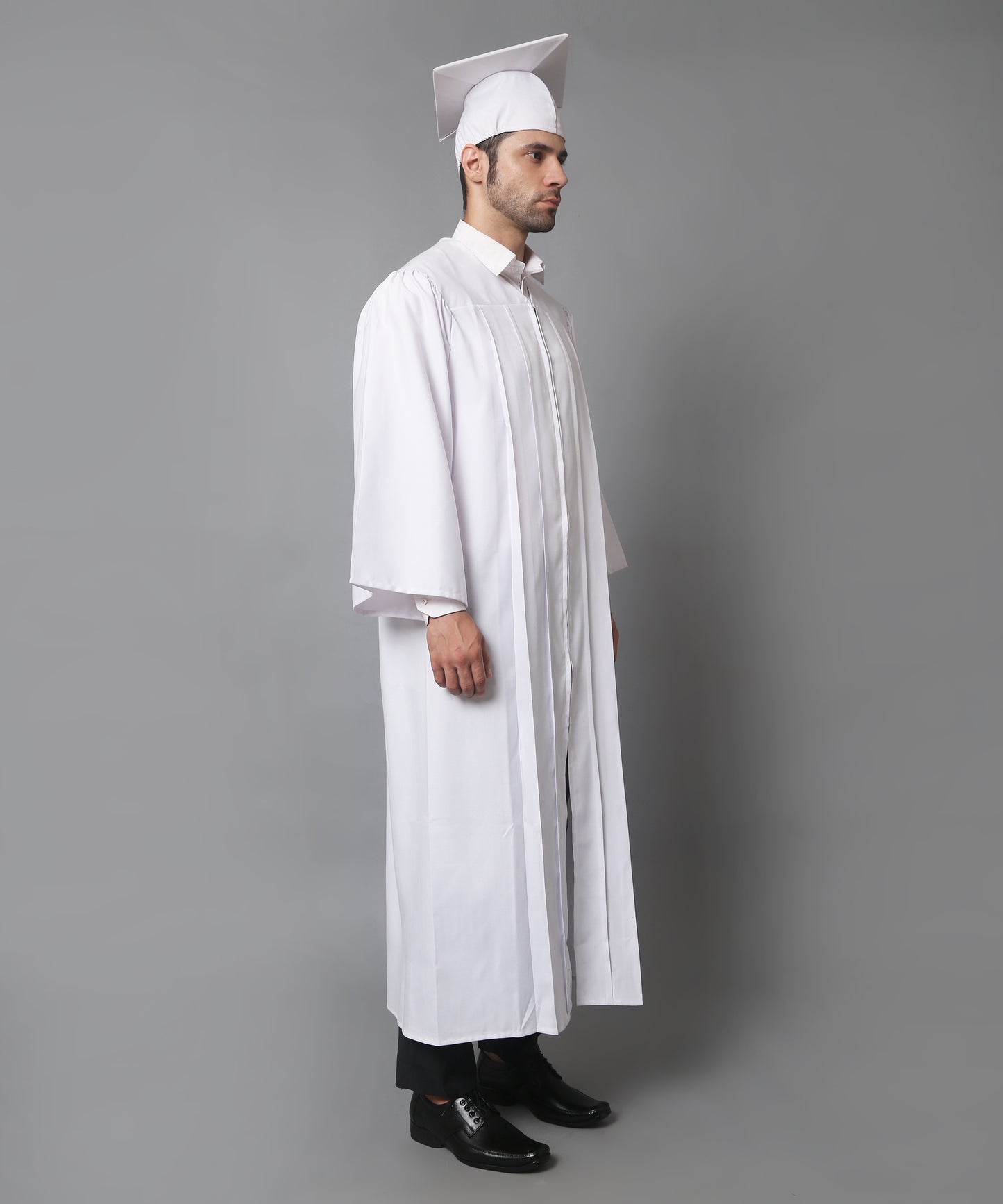 White High School Cap Tassel and Gown Set Matte